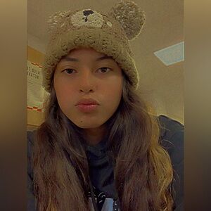 Meet your Posher, Daphnee